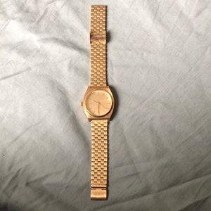 Noxin rose gold watch